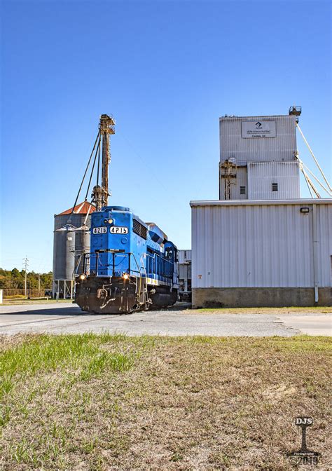 Spotting ADM Georgia Midland Railroad GP30M 4215 Is Seen A Flickr