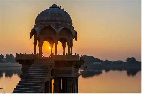 Gadisar Lake Jaisalmer: Nearby places, History, Timings, Things to Do