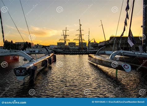 Sunset with the Belem at the Bridge 2017 Editorial Image - Image of ...