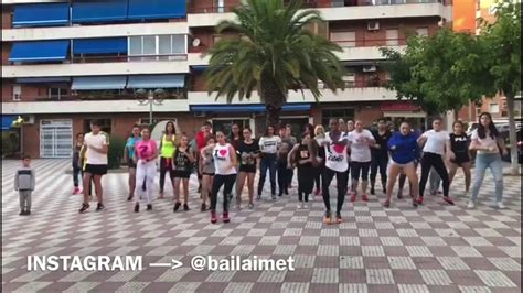 Coreograf A Zumba Te Quiero Maluma Youtube