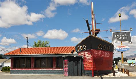 Ship Shaped Restaurants