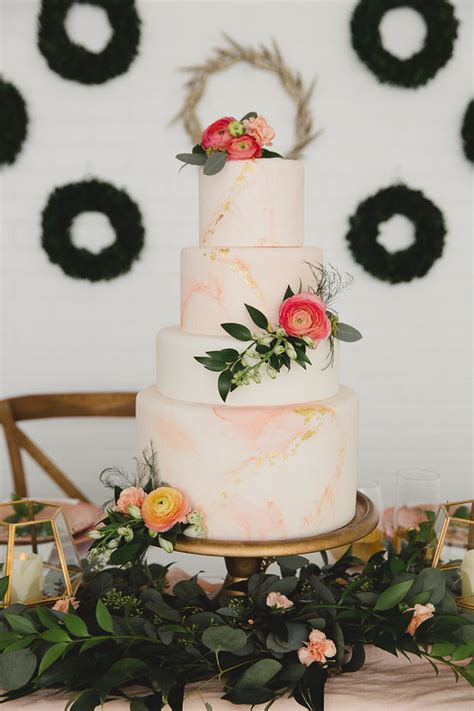 Peach wedding cake | Wedding & Party Ideas | 100 Layer Cake