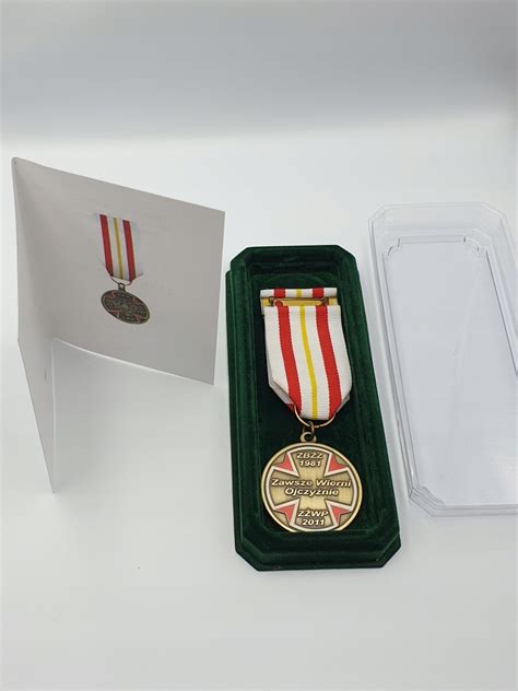 Medal Xxx Lecia Zwi Zku O Nierzy Wojska Polskiego