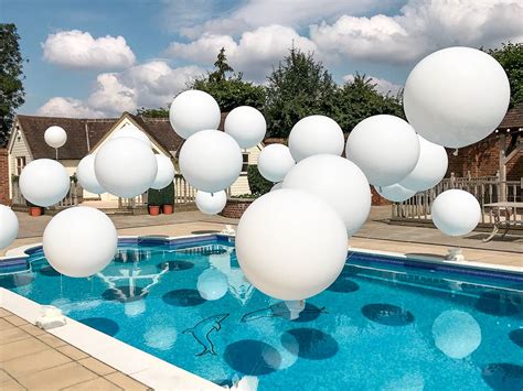 Pool Party Balloon Displays By Bubblegum Balloons