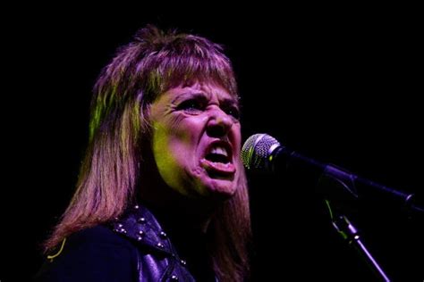 suzi quatro net worth