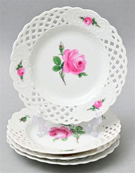 At Auction Durchbruchteller Rote Rose Perforated Plates