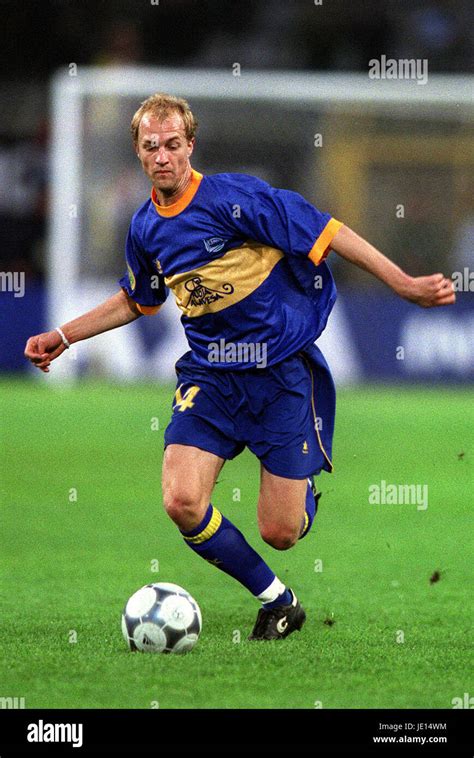 JORDI CRUYFF DEPORTIVO ALAVES WESTFALEN STADION DORTMUND GERMANY 16 May