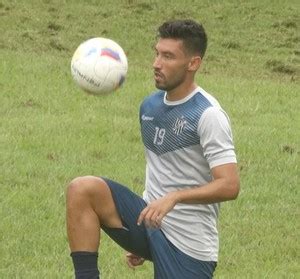 Atuação de Hiroshi acirra disputa por posição no meio campo no Tupi MG