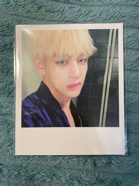 Taehyung Wings Pola Pc On Carousell