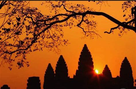 Amazing Tour Guide At Angkor Wat Siem Reap Tour Guide Siem Reap