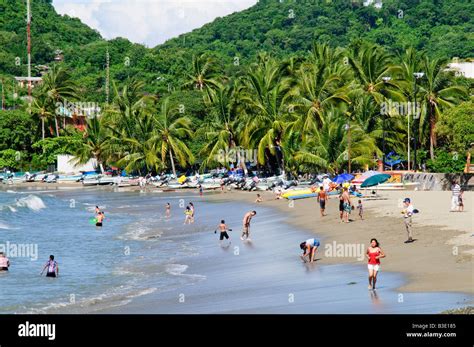 Zihuatanejo Mexico Beach At Playa Principal Zihuatanejo Mexico