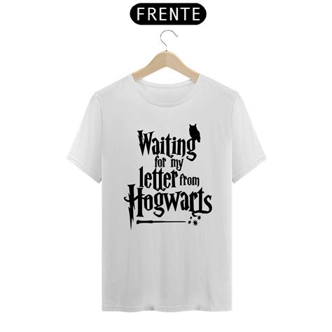 T Shirt Quality Esperando Minha Carta De Hogwarts R Em