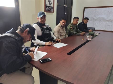 ¡por No Hacer Examen Ssp Releva A Policías Municipales En Cosamaloapan