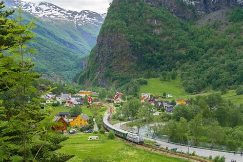 Tripadvisor Von Bergen Durch Das Sch Ne Fl M Und Auf Den