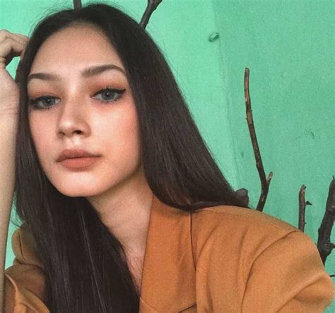 Bertabur Bintang Ini 10 Selebriti Pemain Sinetron Cinta Tapi Benci