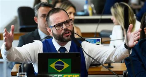 Julgamento que pode cassar o mandato de Jorge Seif é suspenso pelo TSE