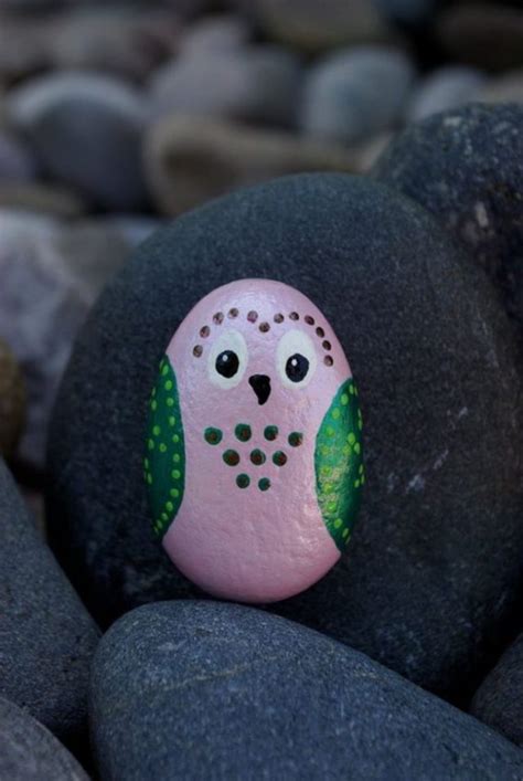 The Art Of Pebble Painting In 60 Photos And Tutorials A Creative