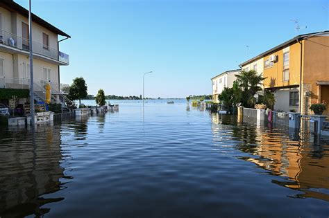 Alluvione Emilia Romagna Ricostruzione E Ripartenza Pronto Documento