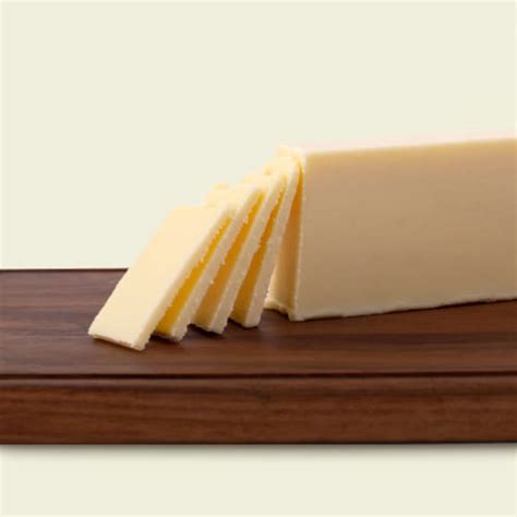 Tillamook Extra Sharp White Cheddar Block Cheese 8 Oz Ralphs