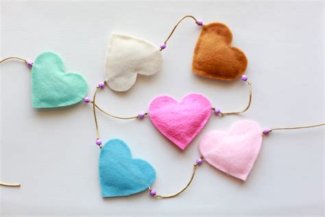 Diy No Sew Felt Heart Garlands