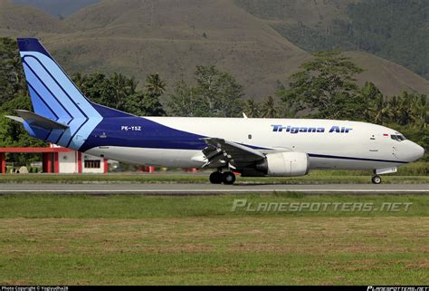 PK YSZ Trigana Air Service Boeing 737 3Z0 SF Photo By Yogiyudha28 ID