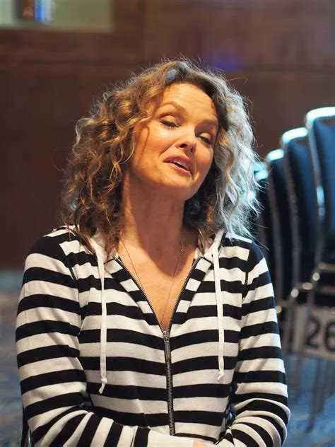 Dina Meyer Sexy And Hot Bikini Pictures Woophy