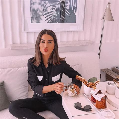 8 Fabulous Ways To Wear Nude Lipstick