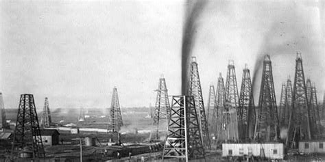 Spotlight on History - Spindletop, Texas