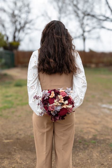 Elegante Ramo De Novia Con Rosas Preservadas Y Hortensia Preservada Rn