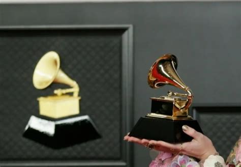 Grammy Latino Veja A Lista Completa De Vencedores Metr Poles