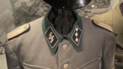 Unteroffizier Ging In Ss Uniform Spazieren Kein Entlassungsgrund