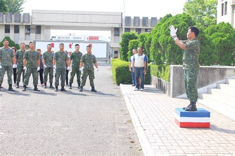 中華鱻傳媒 嘹亮歌聲展軍威 屏東縣後備部接受國防部軍歌驗收