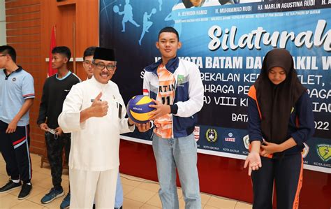 Rudi Dan Marlin Harap Atlet Popda Batam Raih Juara Umum Media Center