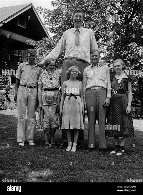 El 22 De Febrero De 1918 Robert Wadlow Nació En Alton Eeuu El