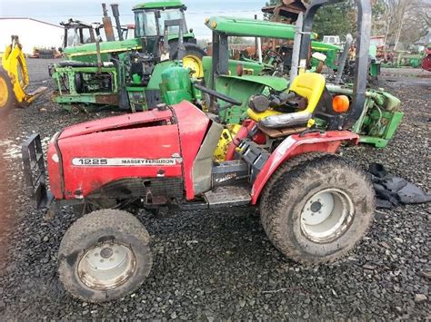 Massey Ferguson 1225 Dismantled Machines