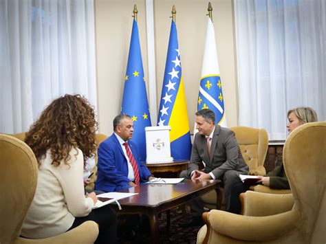 Lan Predsjedni Tva Bih Dr Denis Be Irovi Razgovarao Je S Ambasadorom