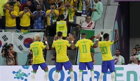 Foto Kontes Joget Neymar Cs Saat Brasil Kandaskan Korea Selatan Di