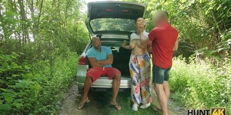 Man Inserts His Head In Vagina Tnaflix