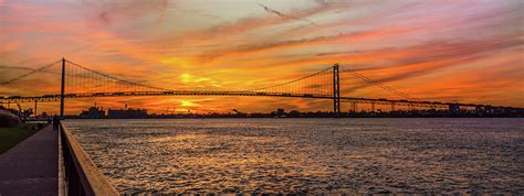 Ambassador Bridge Sunset Photograph By Malcolm Klimowicz Fine Art America