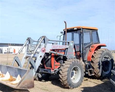 Massey Ferguson 292 con Pala Frontal o Martin Año 2008 Agroads