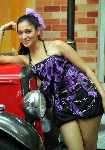 Milky Hot Thighs Legs Of Indian Celebs Tamannah Hot Photos As Cheerleader