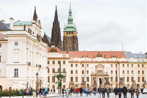 How To Get To Prague Castle — Laidback Trip