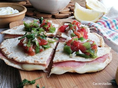 Quesadillas De Jamon Y Queso O Queso Y Chorizo Receta Fcil Youtube