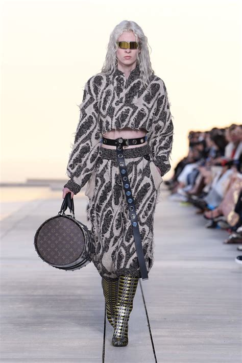 Louis Vuitton Desfila Coleção Cruise 2023 Na Califórnia Vogue Moda