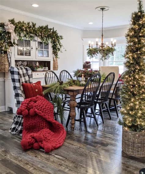 Christmas Dining Room Decor Ideas For Gorgeous Holiday Sparkle