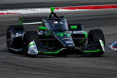 Juncos debería lograr un podio en la IndyCar 2023 dice Ilott