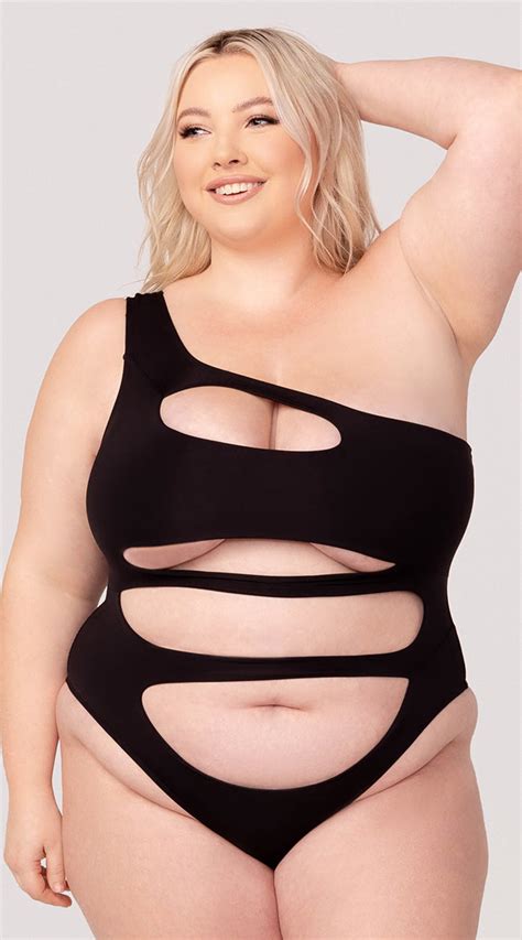 Yandy Plus Size Poolside Pleasure One Piece Swimsuit Plus Size Strappy