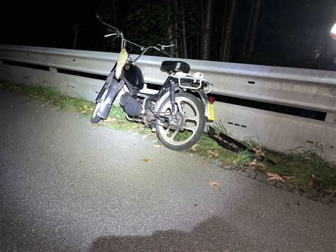 Degersheim Fahrunf Hig Mit Unerlaubter Begleitperson Mofa Verunfallt