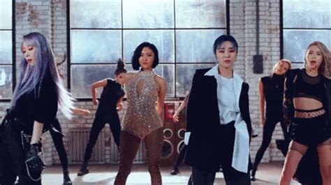 Mamamoo Hip GIF - Mamamoo Hip Dance - Discover & Share GIFs