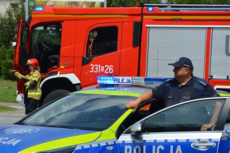 Galeria Gro Ne Zderzenie Samochod W W Centrum Piotrkowa Utrudnienia